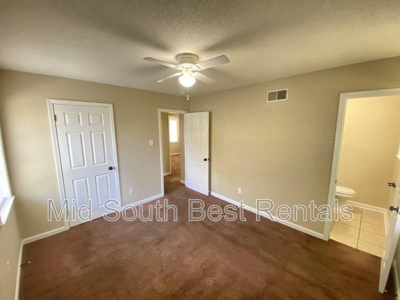 2334 Daywood Ave - Photo 7 of 9