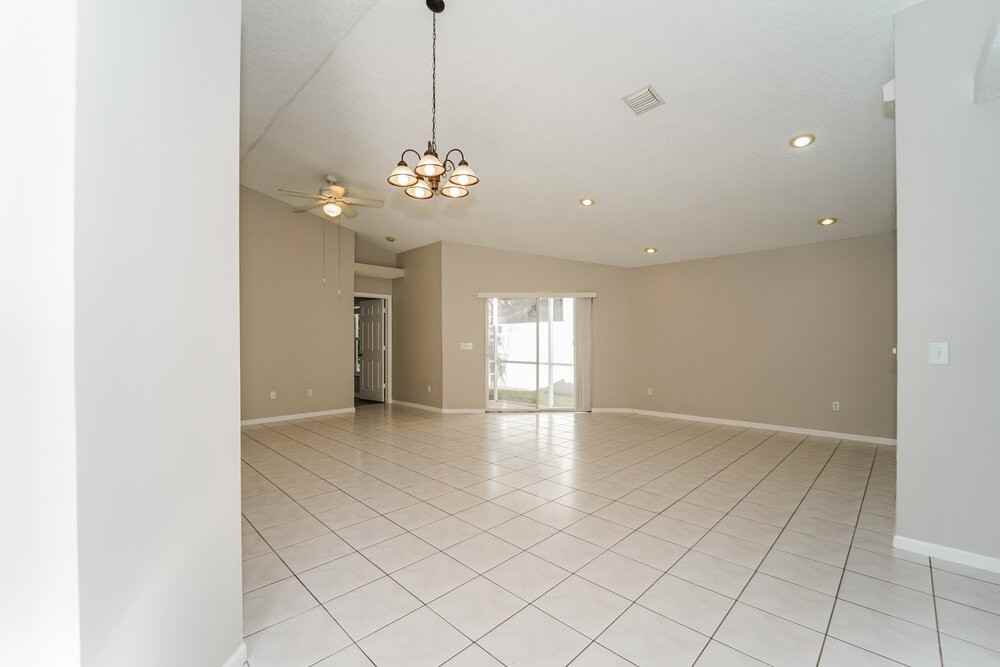 5841 Eagle Cay Ln - Photo 5 of 16