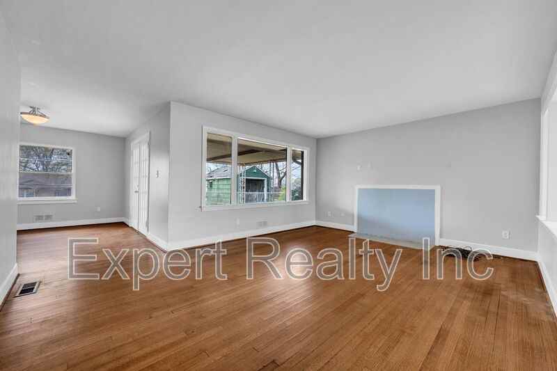 1025 45th Street Ensley - Photo 3 of 28