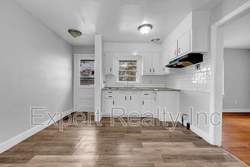 1025 45th Street Ensley - Photo 5 of 28