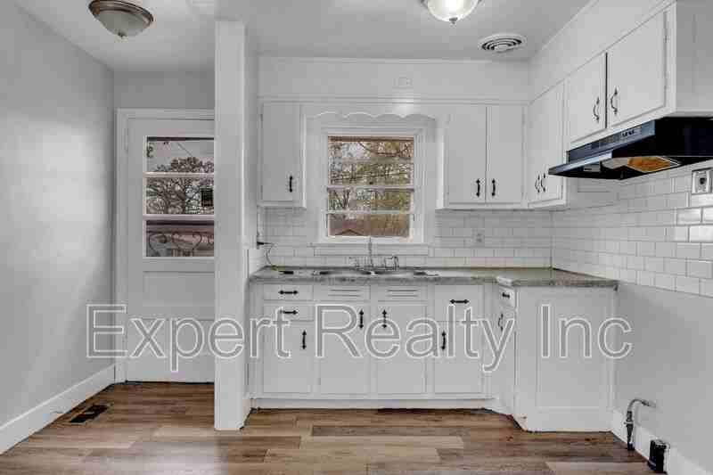 1025 45th Street Ensley - Photo 6 of 28