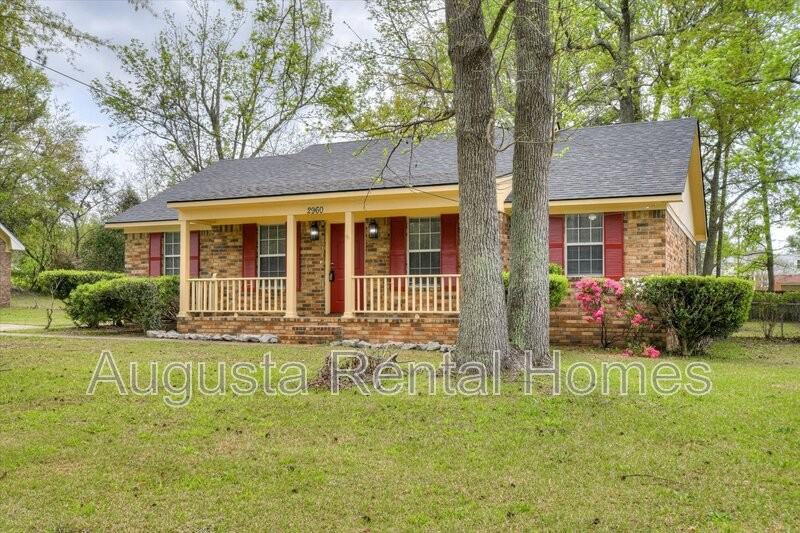 2960 Glenn Hills Dr - Photo 2 of 30