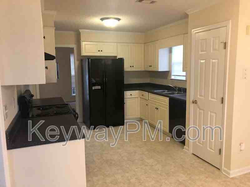 543 Jackson St - Photo 5 of 13