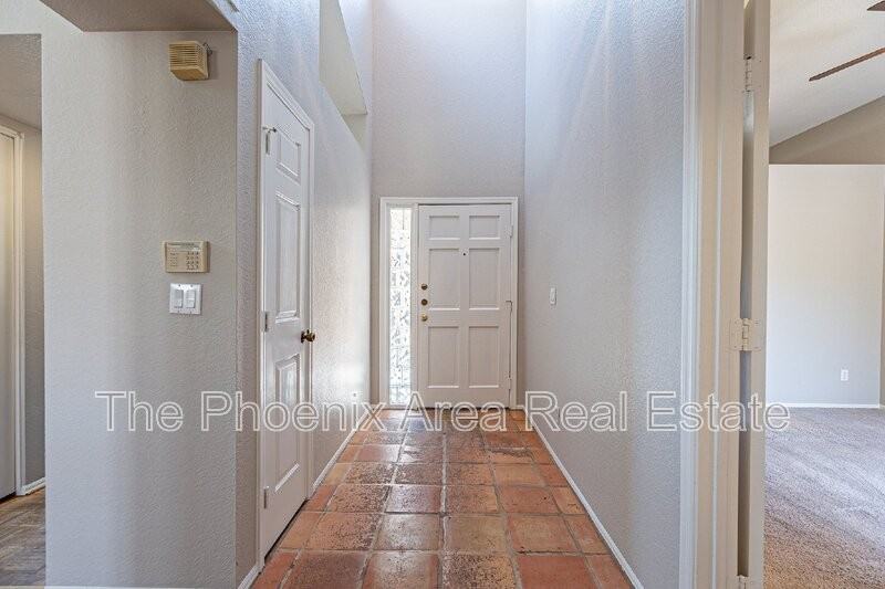 735 N Tangerine Dr - Photo 7 of 34