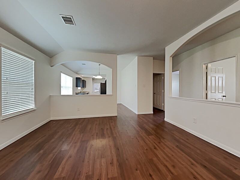 2415 Hiacintas Way - Photo 2 of 15