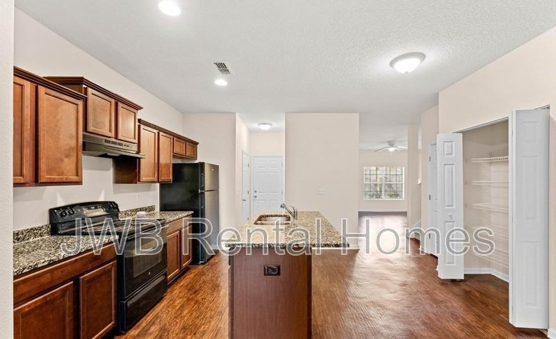 3330 Rayford St - Photo 6 of 29