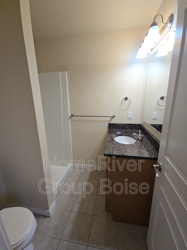 8771 W Pine Valley Ln - Photo 5 of 18