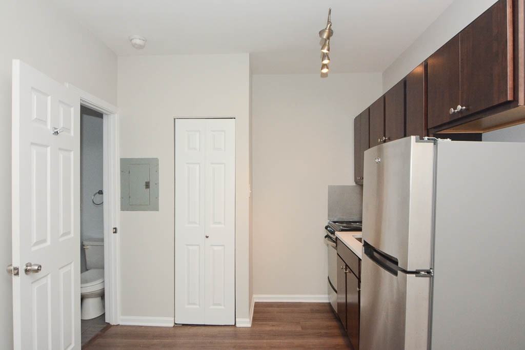 1627 N Humboldt Blvd #3G - Photo 4 of 15