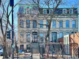 featured image of 238 S Ashland Ave #TH2
