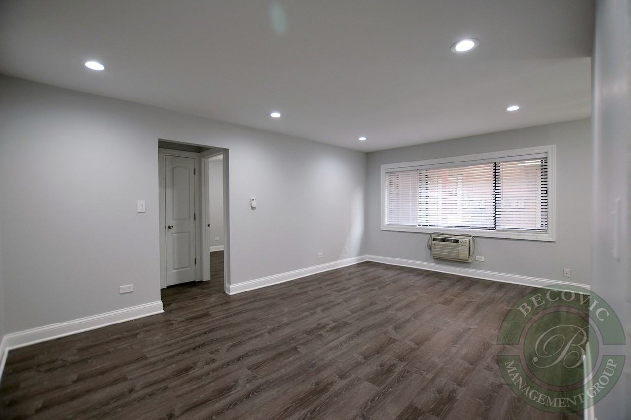 The Ridge Court - Photo 5 of 17