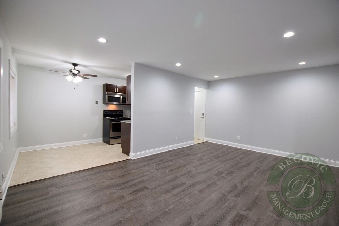 The Ridge Court - Photo 7 of 17