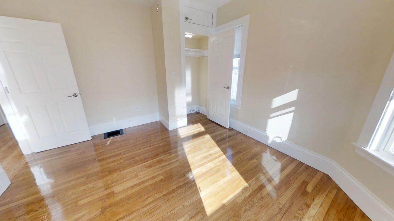 87 Morrison Ave #2R - Photo 4 of 10