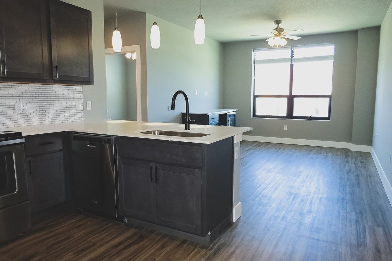 3401 Fields South Dr - Photo 2 of 50