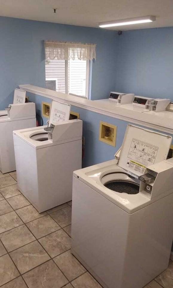 182 East Market Street - Photo 6 of 35