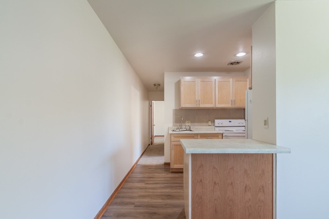 1705 Camus Lane - Photo 3 of 50