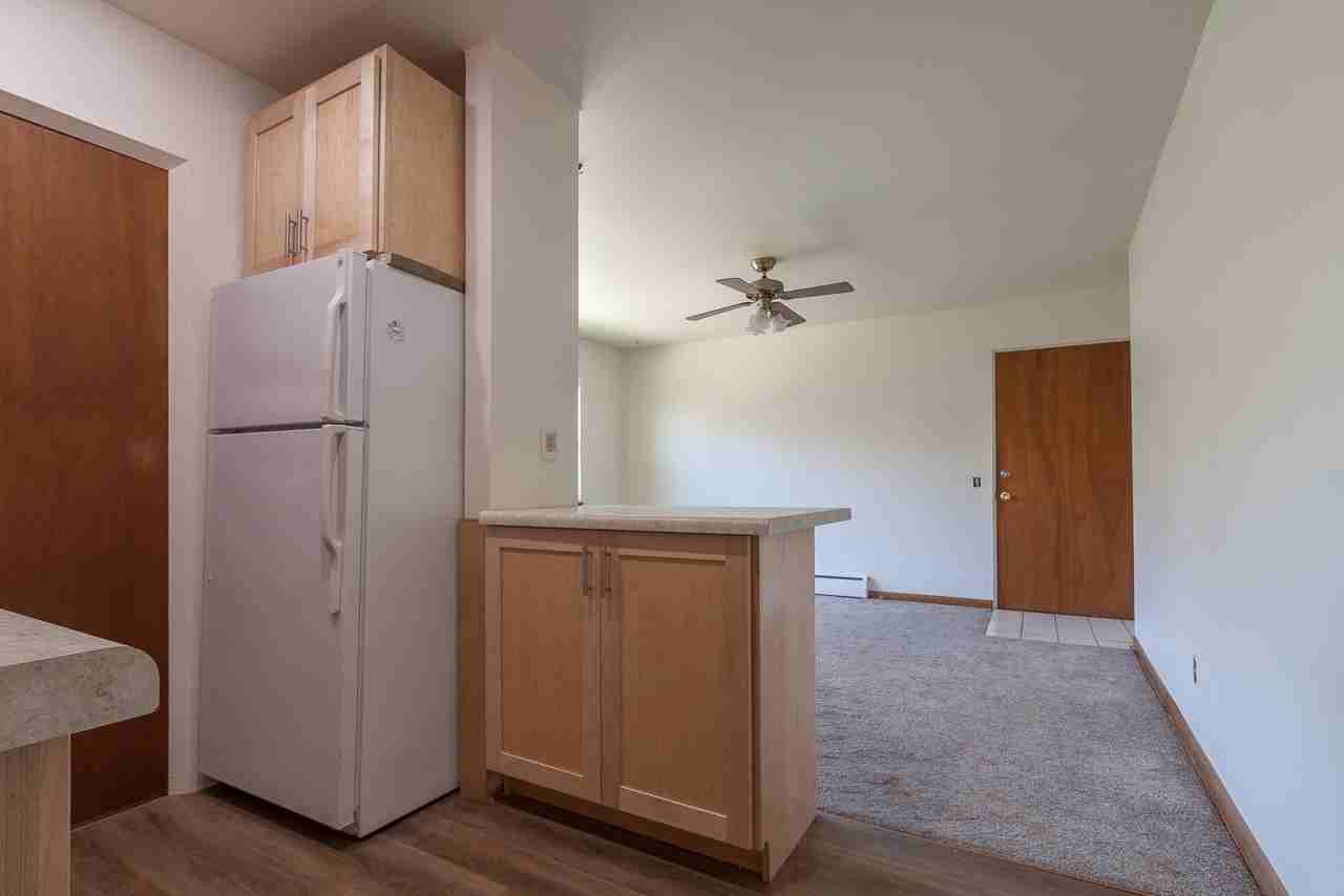 1705 Camus Lane - Photo 5 of 50