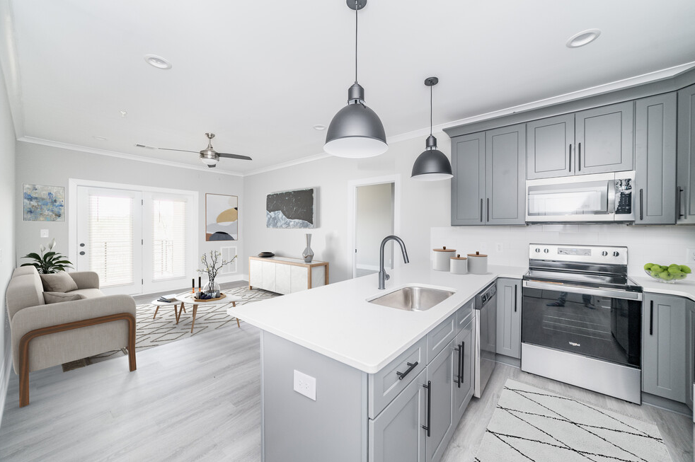 1114 Rosedale Blvd - Photo 2 of 11