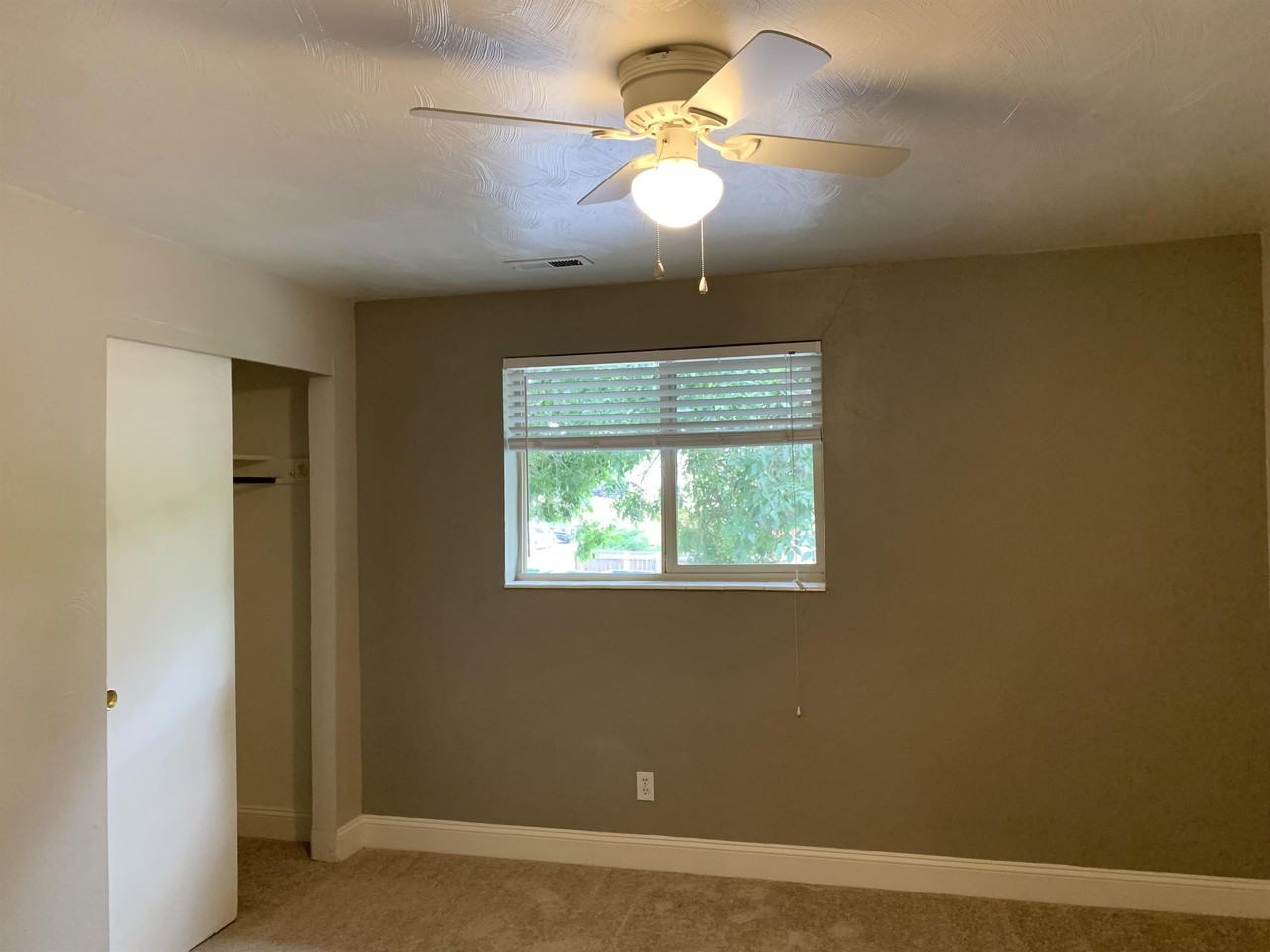 Cedar Square - Photo 5 of 13