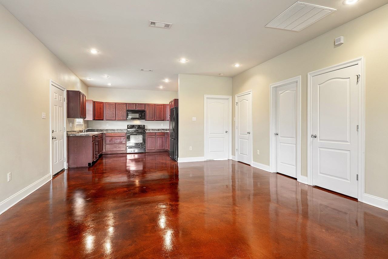 46037 A West Lee Hughes Road - Photo 2 of 6