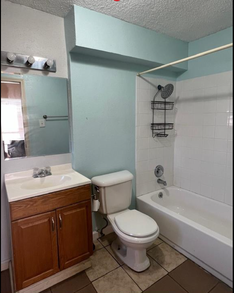 Avenue M - Photo 2 of 19