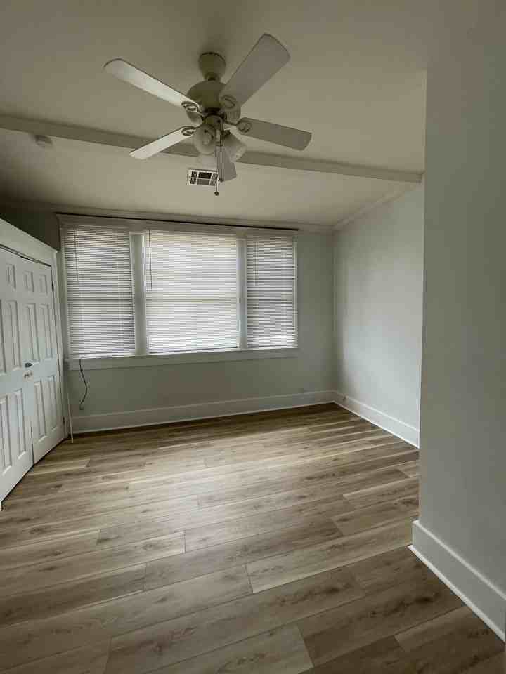 2623 Jefferson - Photo 4 of 15