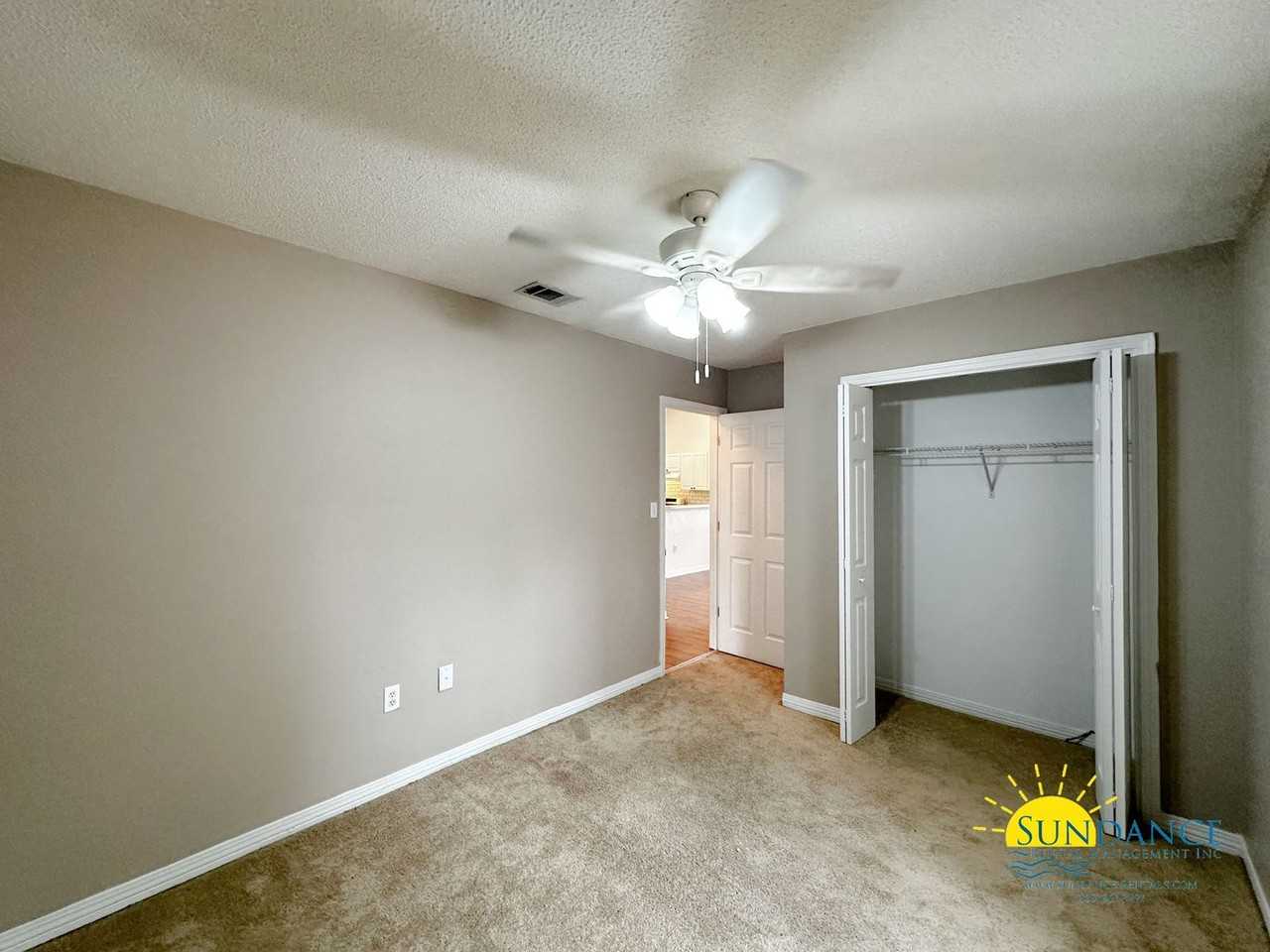 1870 Whispering Oaks Ln - Photo 5 of 16