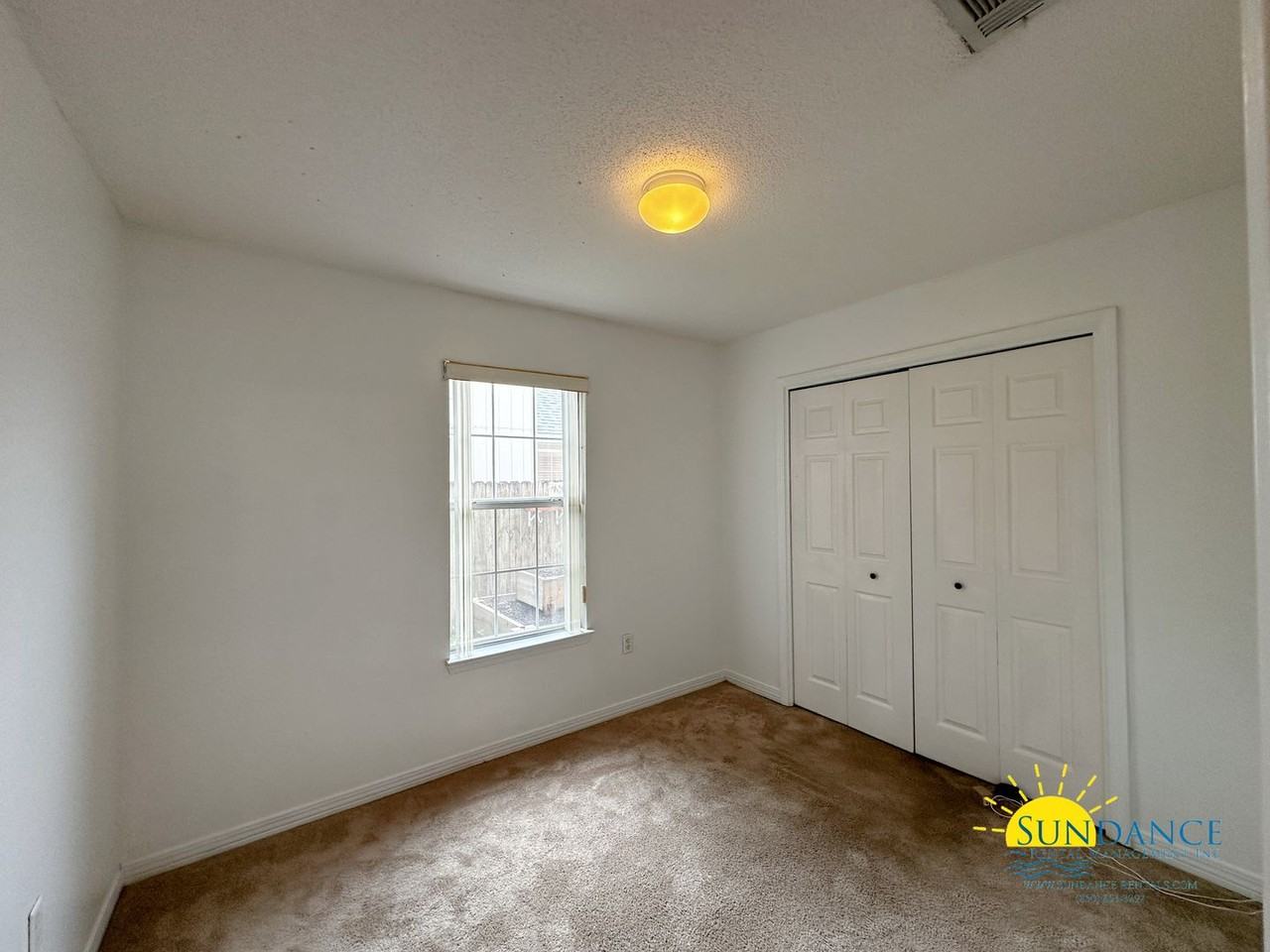 1870 Whispering Oaks Ln - Photo 6 of 16