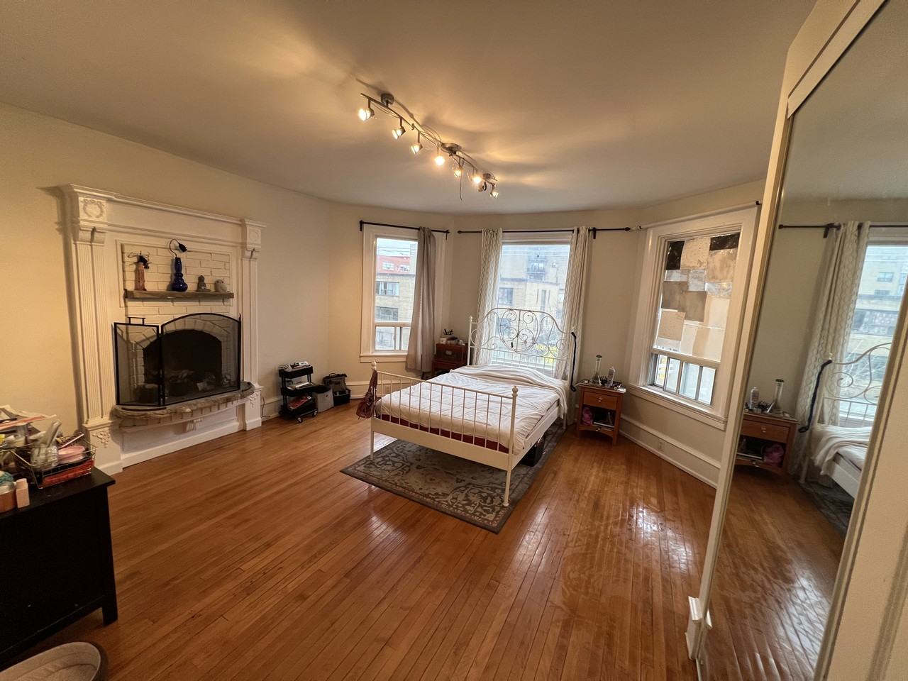 1434 King Street West #2 - Photo 3 of 16