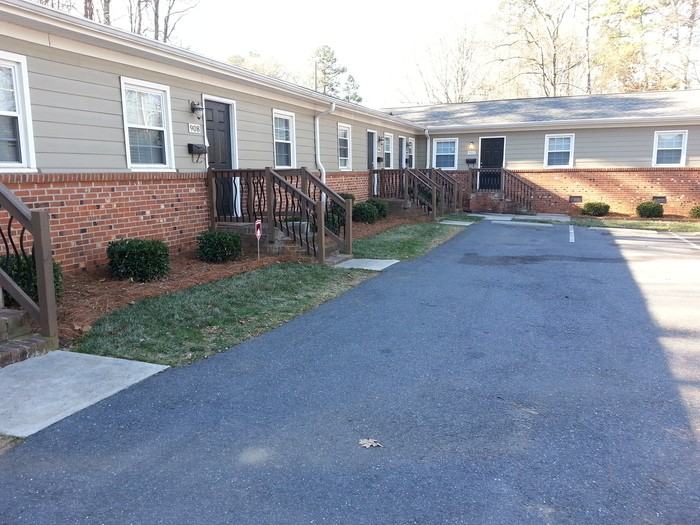 904 Beal St - Photo 3 of 13