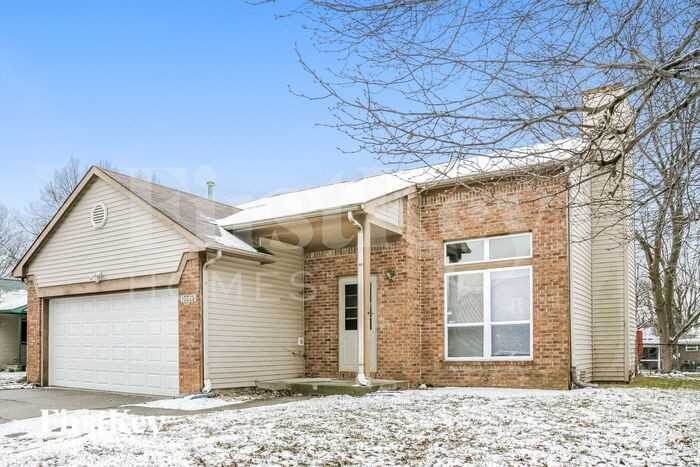 10225 Park Stream Dr - Photo 2 of 11