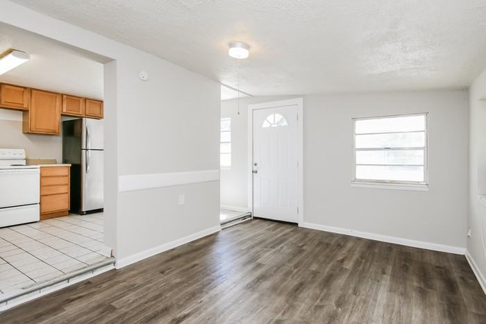 3823 Avenue J Nw - Photo 2 of 8