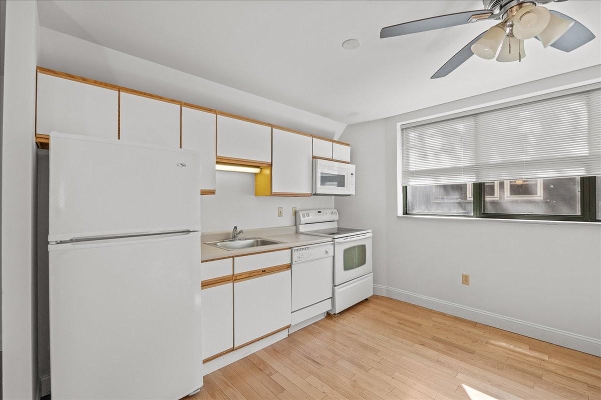 512 Shady Ave #33 - Photo 3 of 16