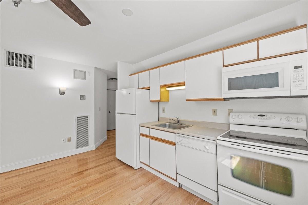 512 Shady Ave #33 - Photo 4 of 16