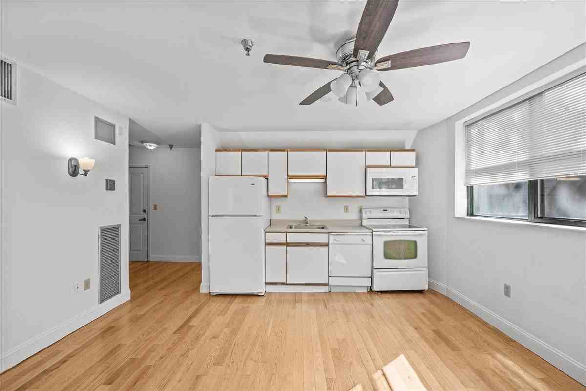 512 Shady Ave #33 - Photo 5 of 16