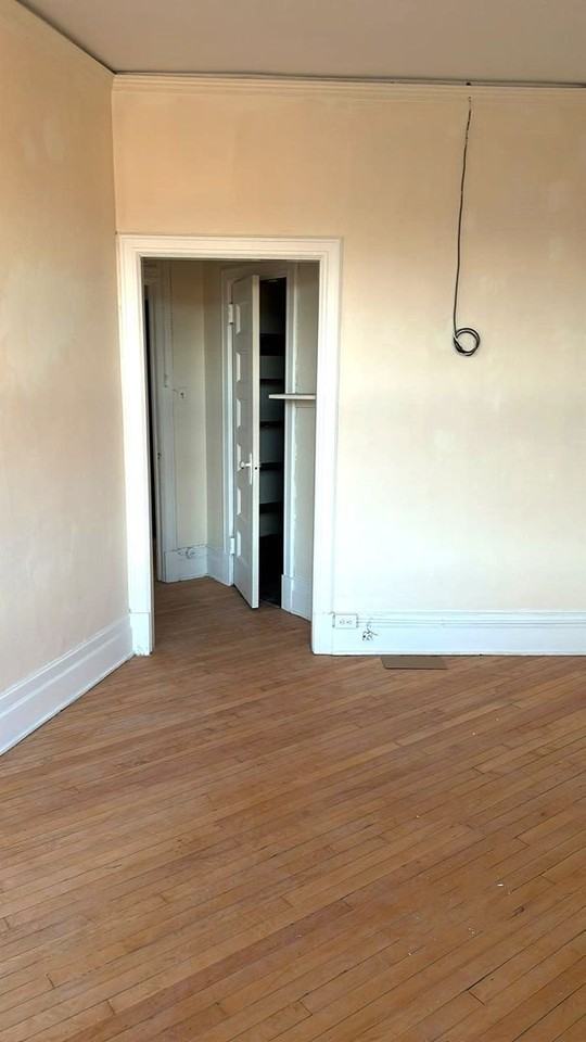 Fayette Building - Photo 4 of 11