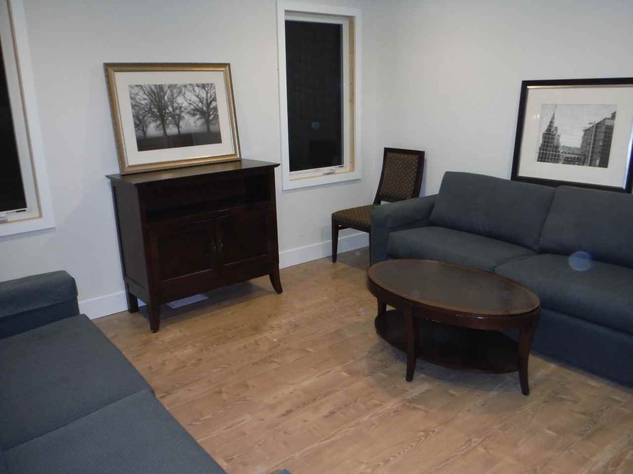 University of Ottawa Furnished Rooms in All Females Unit - Photo 5 of 6