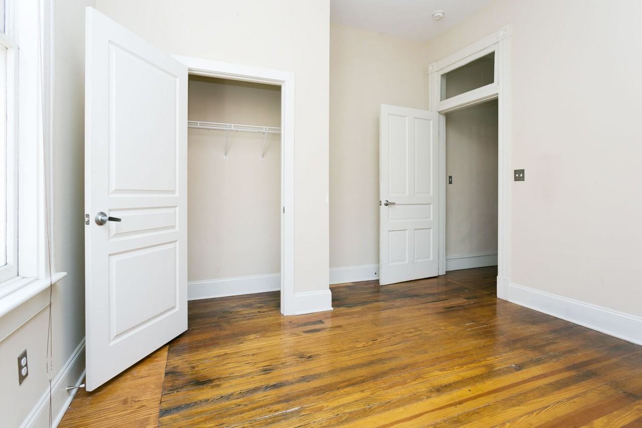 413 N Adams St - Photo 4 of 8