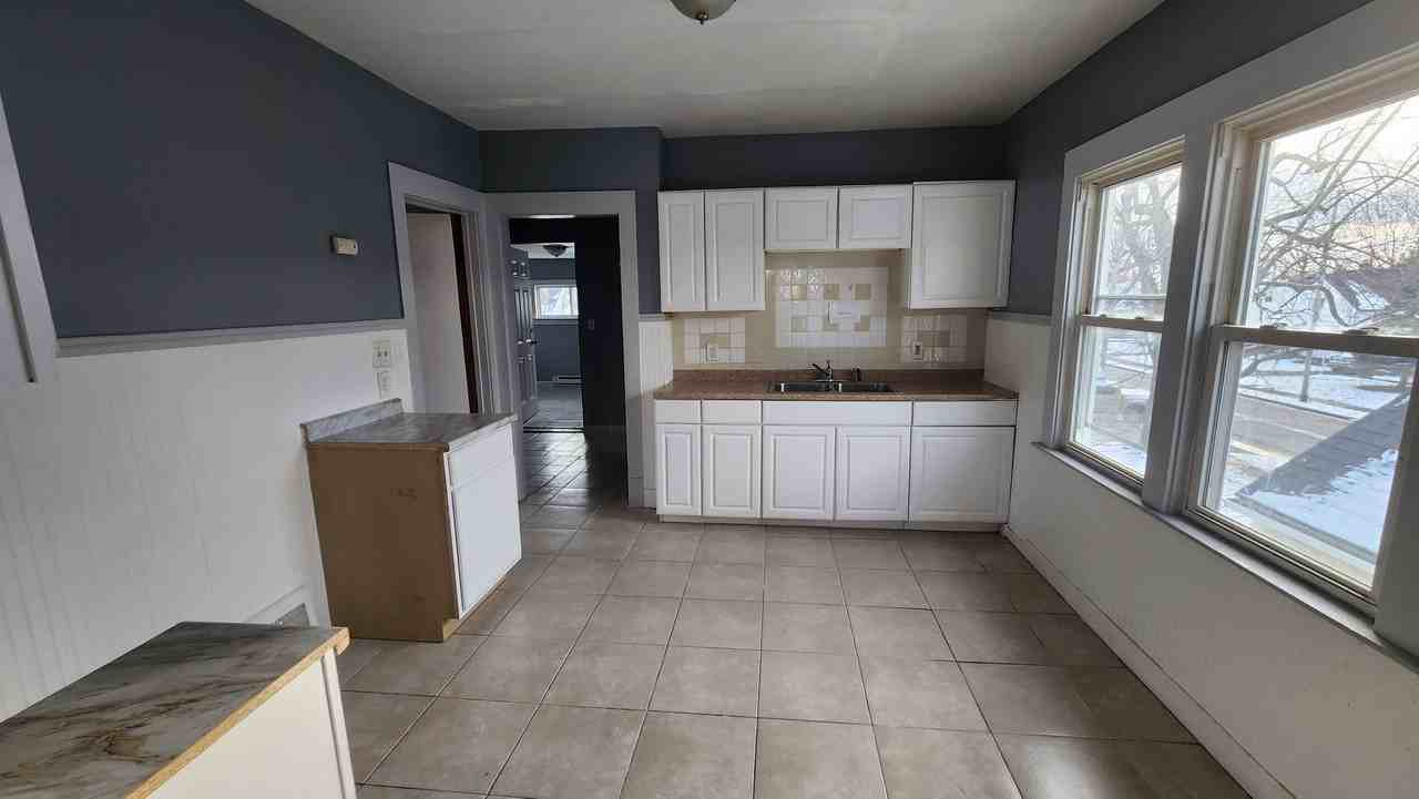 20664 Miller Ave Euclid - Photo 2 of 50
