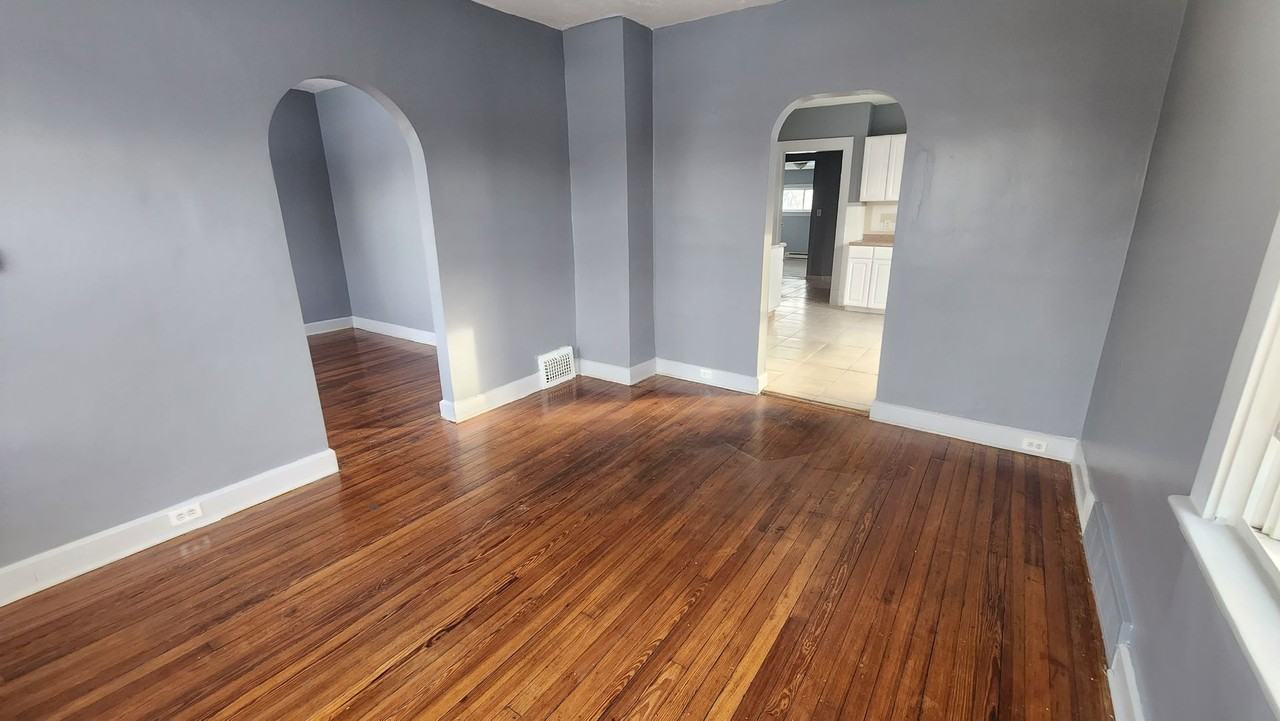 20664 Miller Ave Euclid - Photo 3 of 50