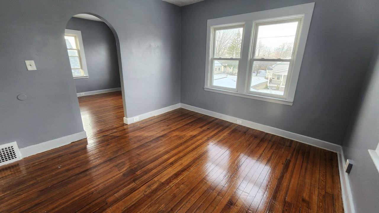 20664 Miller Ave Euclid - Photo 5 of 50