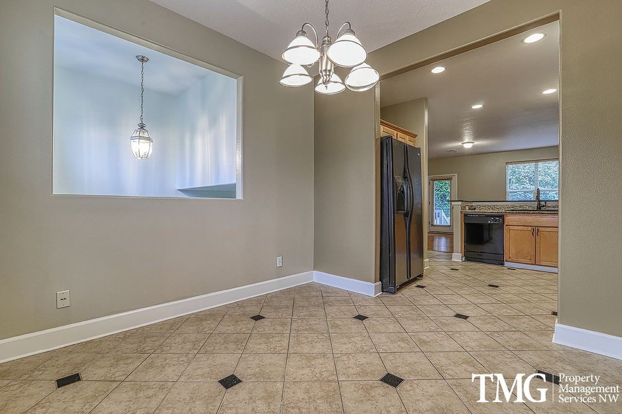 2872 Nw Kennedy Ct - Photo 6 of 35