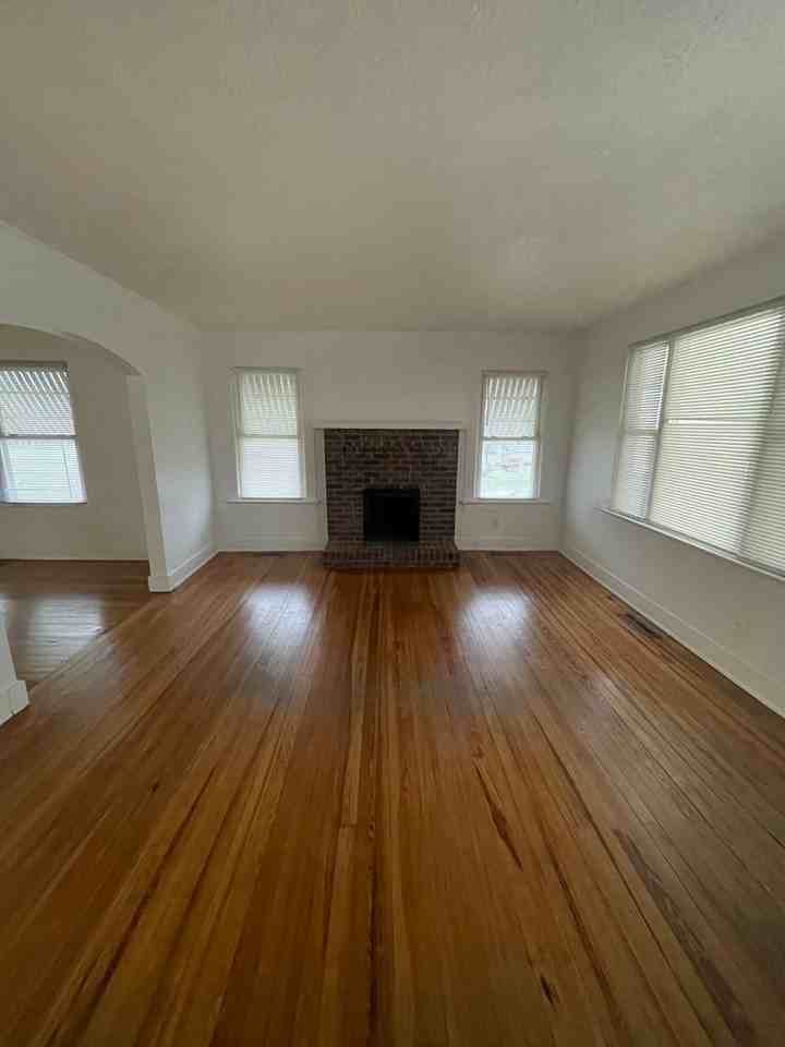 118 W Harrison Ave - Photo 4 of 17
