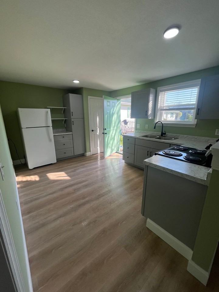 Dollywood Lane Units - Photo 3 of 50