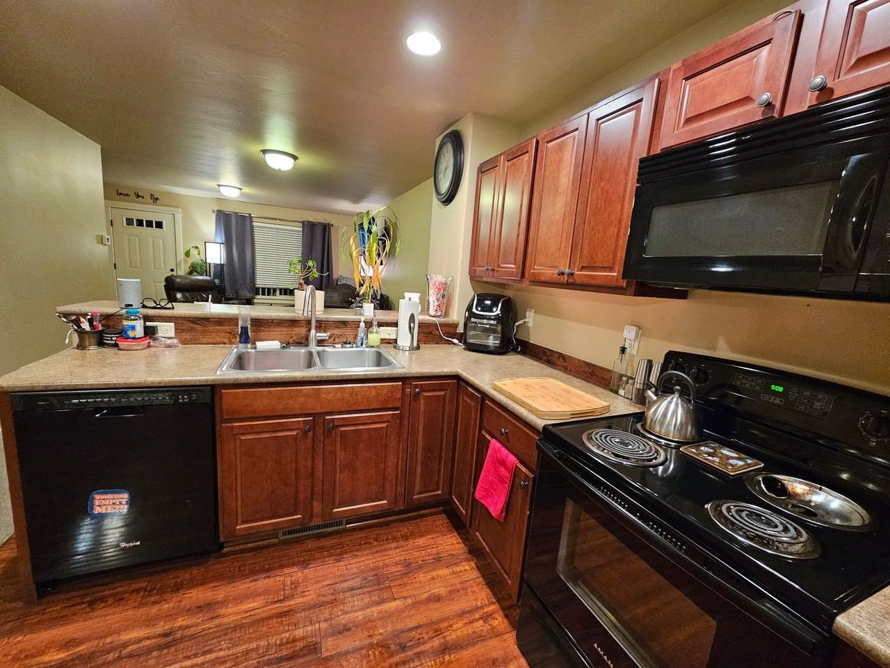 104 Covey Ct #B - Photo 6 of 15