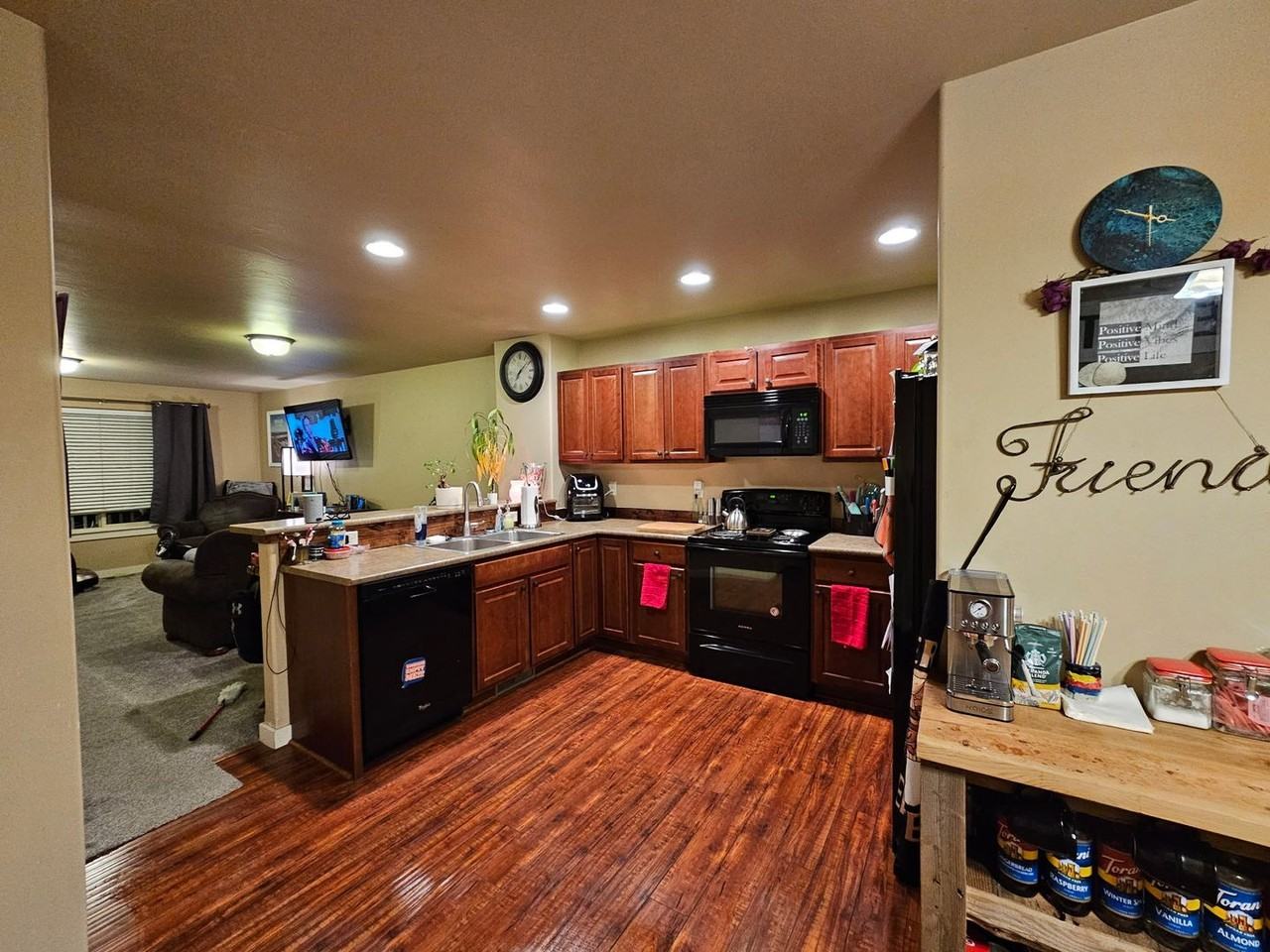 104 Covey Ct #B - Photo 7 of 15