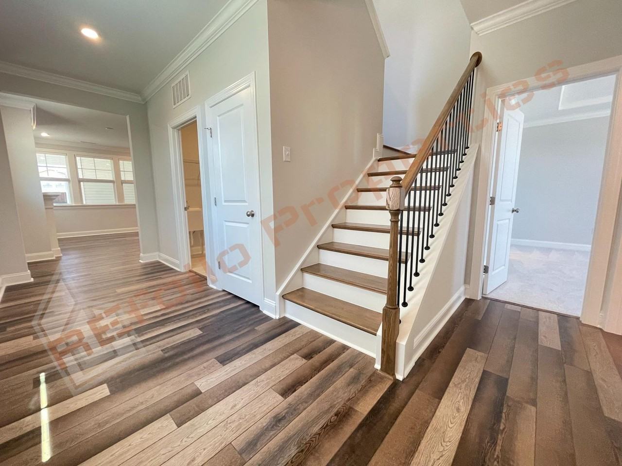 152 Baymouth Ln - Photo 2 of 35