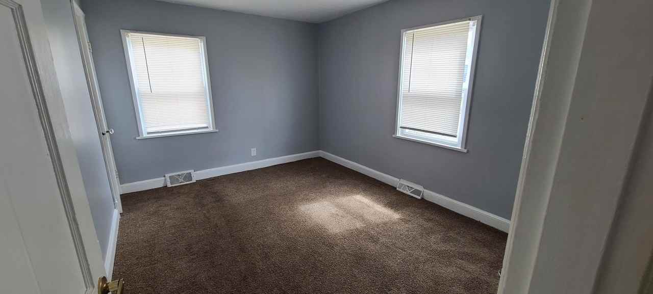 312 Loudon St - Photo 3 of 9