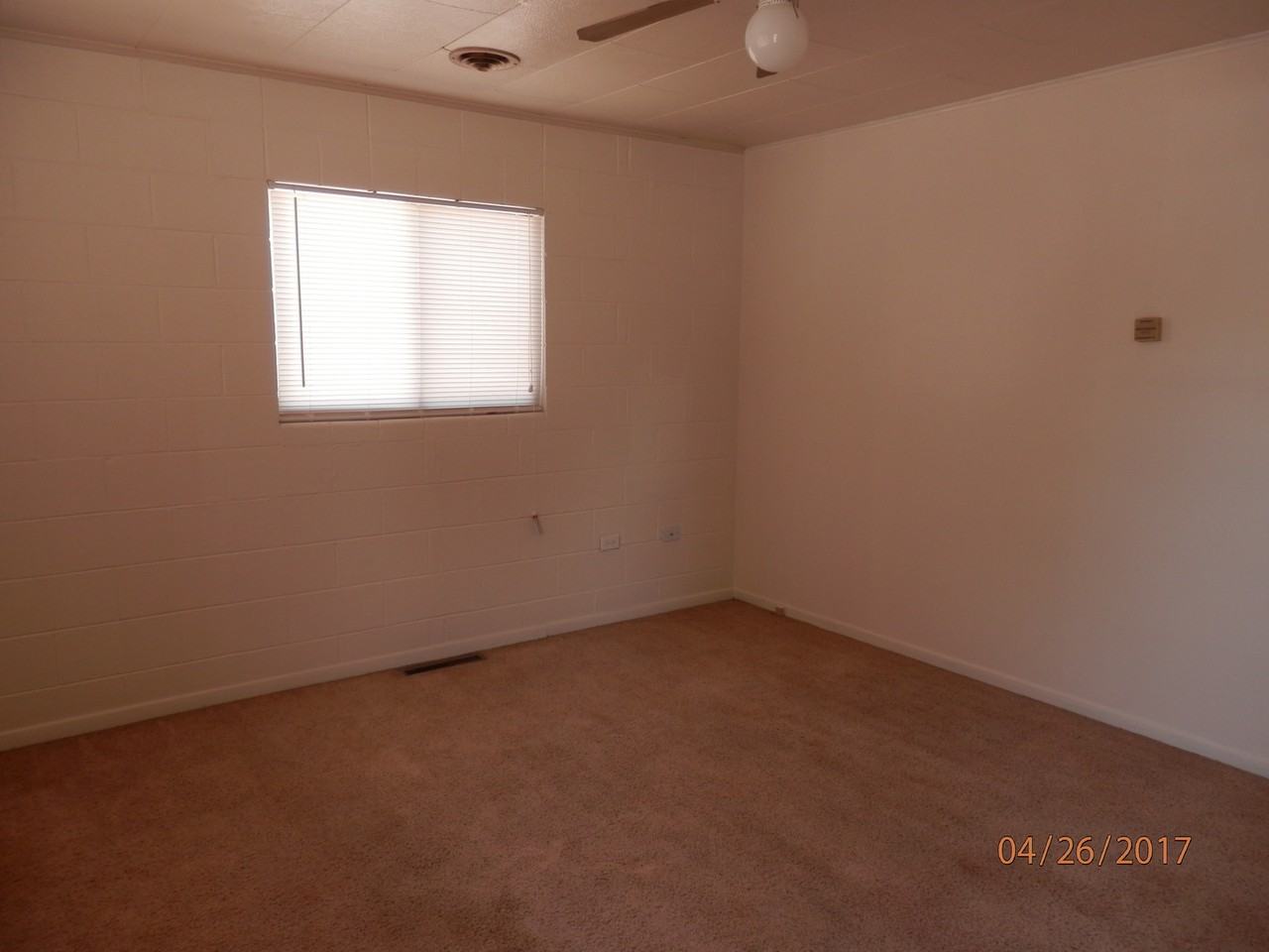 915 S Platinum Ave - Photo 2 of 21