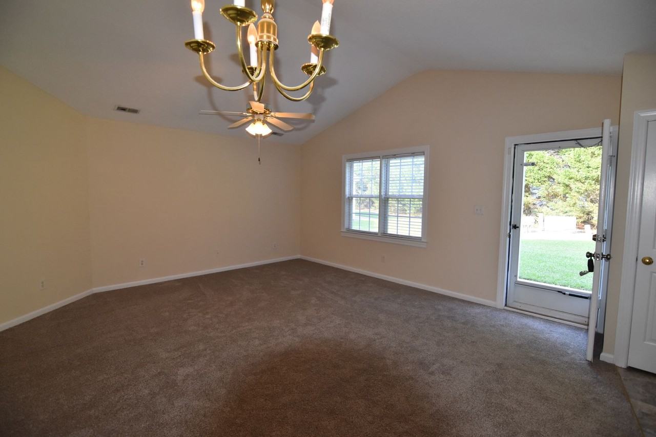 3507 Jayne Ln Nw Apt 4a - Photo 5 of 27