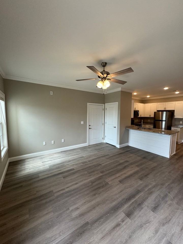 5204 Bakers Spring St - Photo 5 of 27